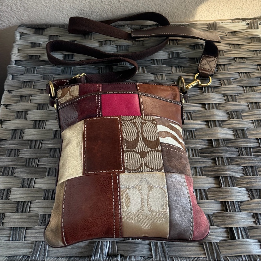 Coach Patchwork Crossbody Swingpack – Multicolor Leather & Suede Mix - Picture 11 of 16
